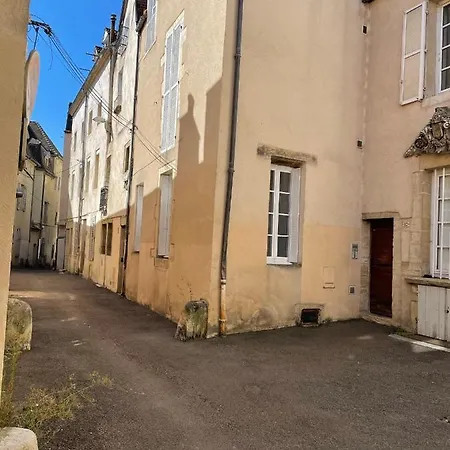 Le Petit Dijonnais * דיז'ון